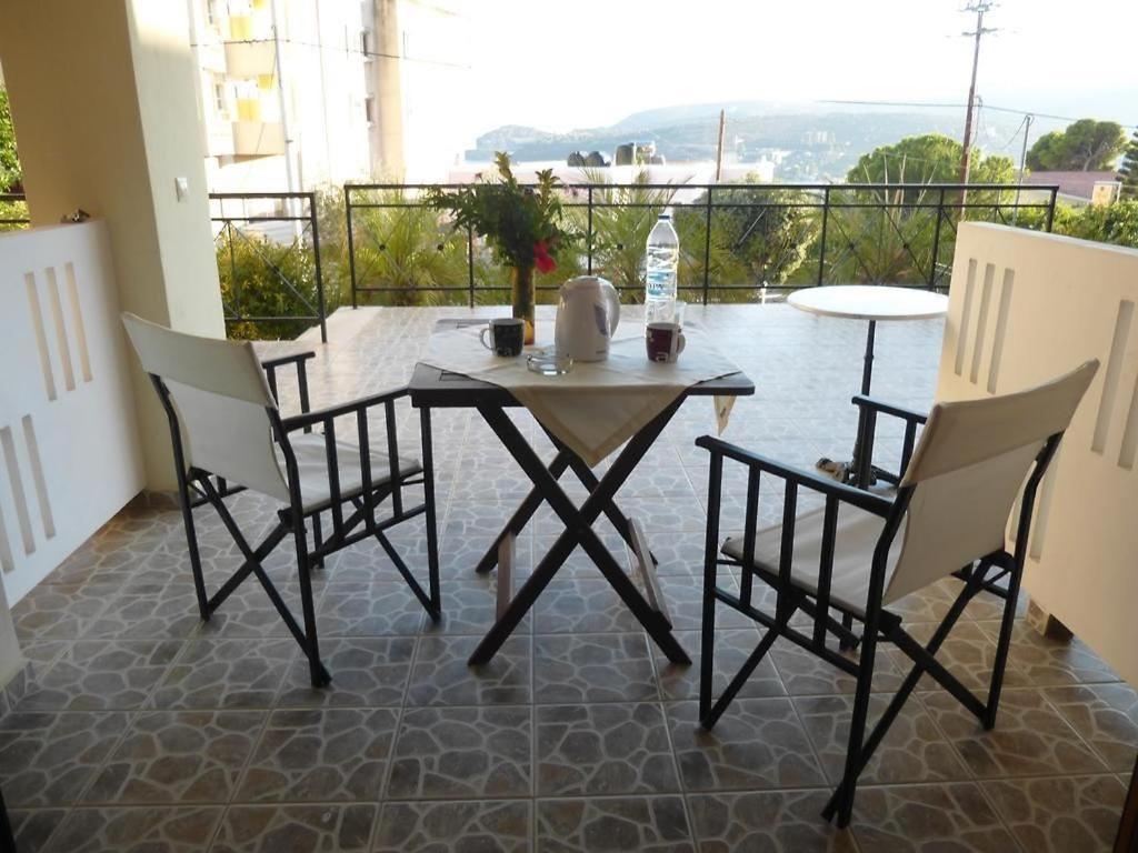 Anesis Apartments Agia Marina  ภายนอก รูปภาพ